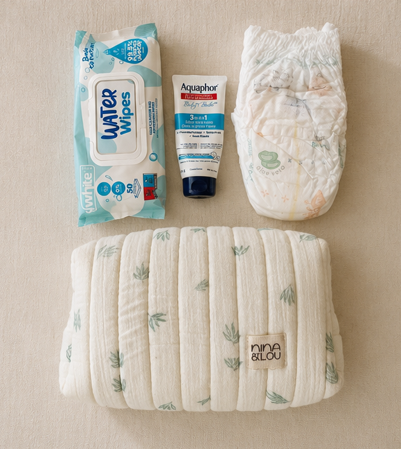 Essentials Pouch